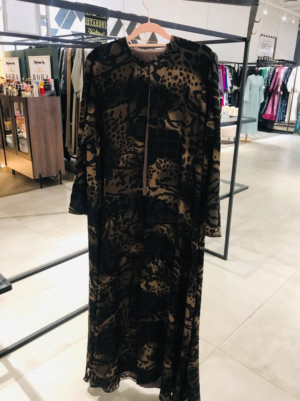 Brown and black lightweight abaya