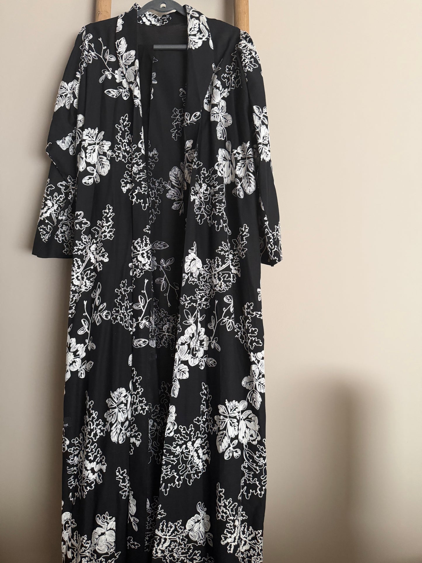 Embroidered abaya