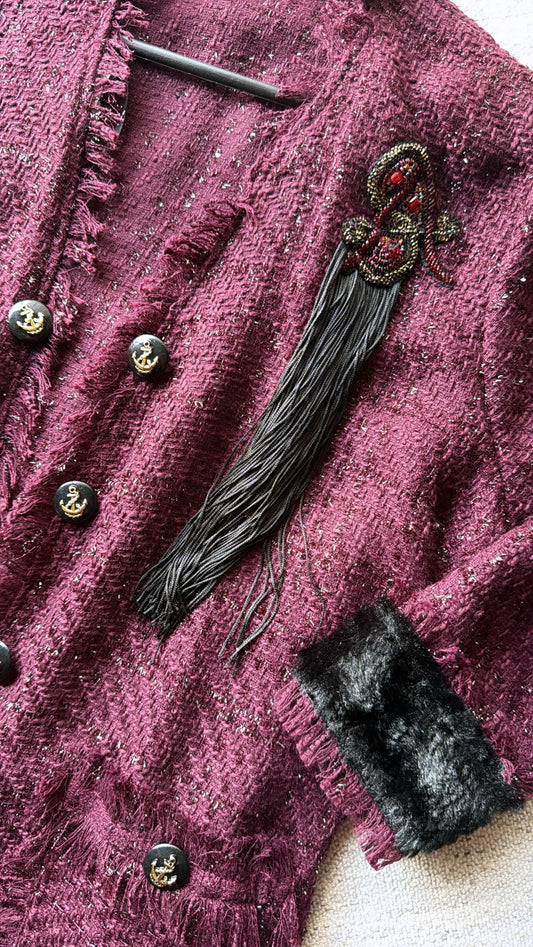 Maxi maroon frayed tweed coat with motif , fur & pocket details