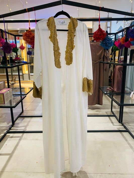 White linen abaya with details