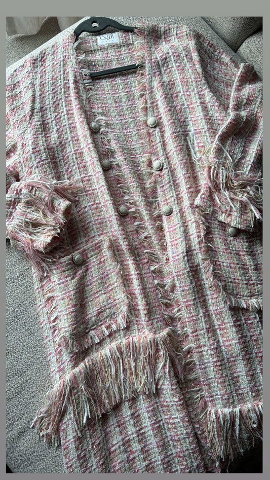 Maxi pink frayed tweed coat with button and pocket details