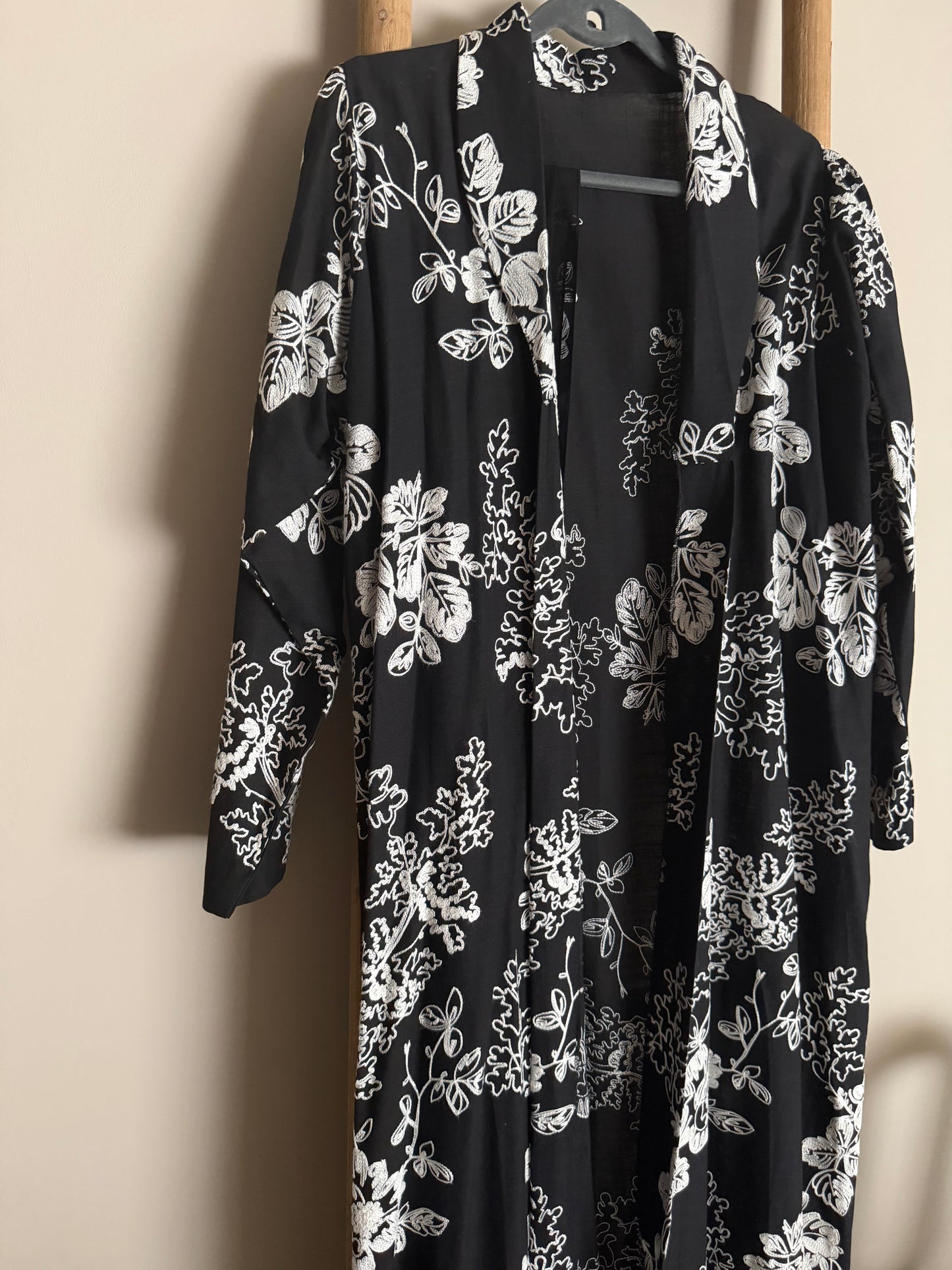 Embroidered abaya