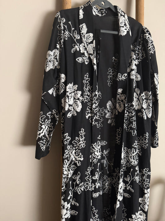 Embroidered abaya