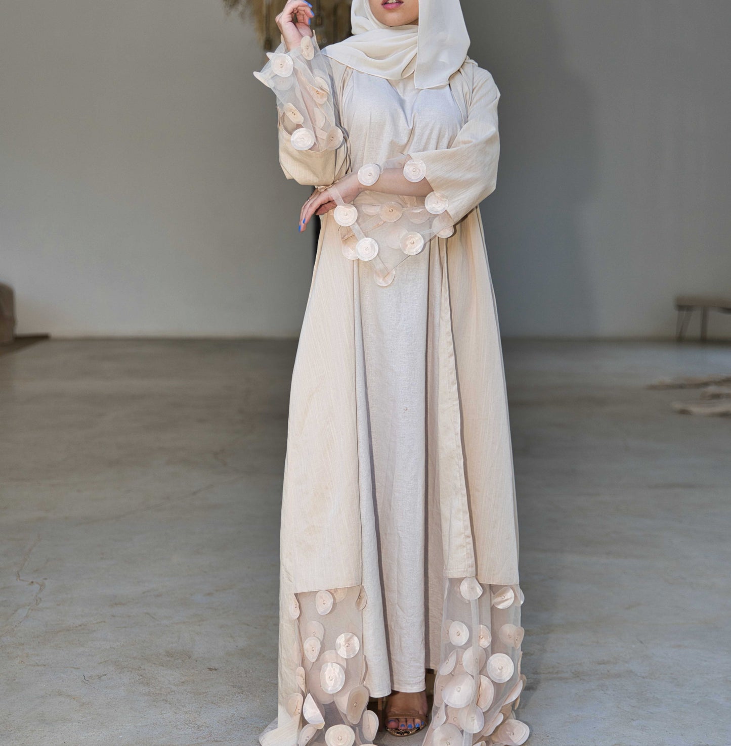 Beige linen abaya with organza details