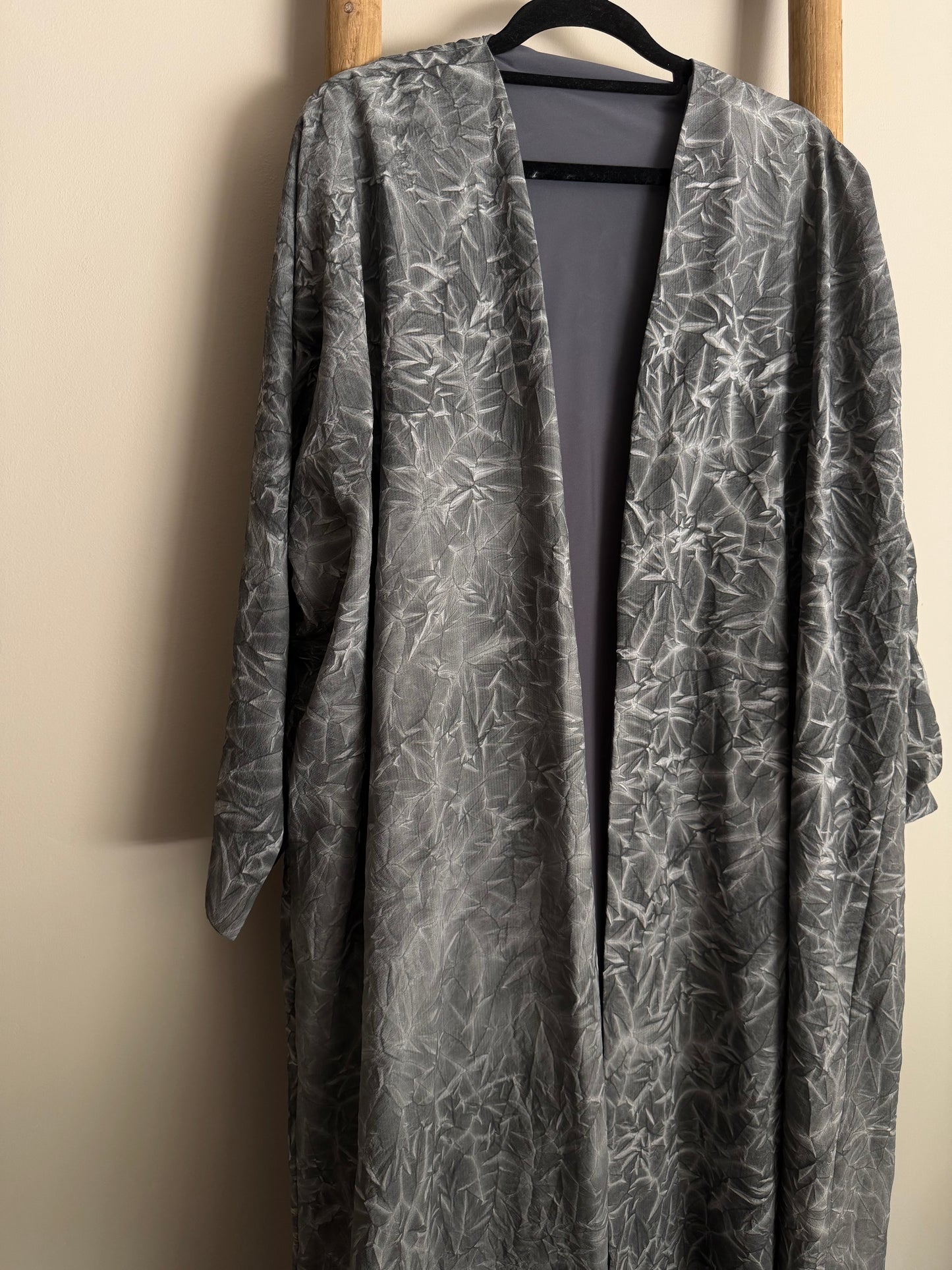 Grey printed abaya