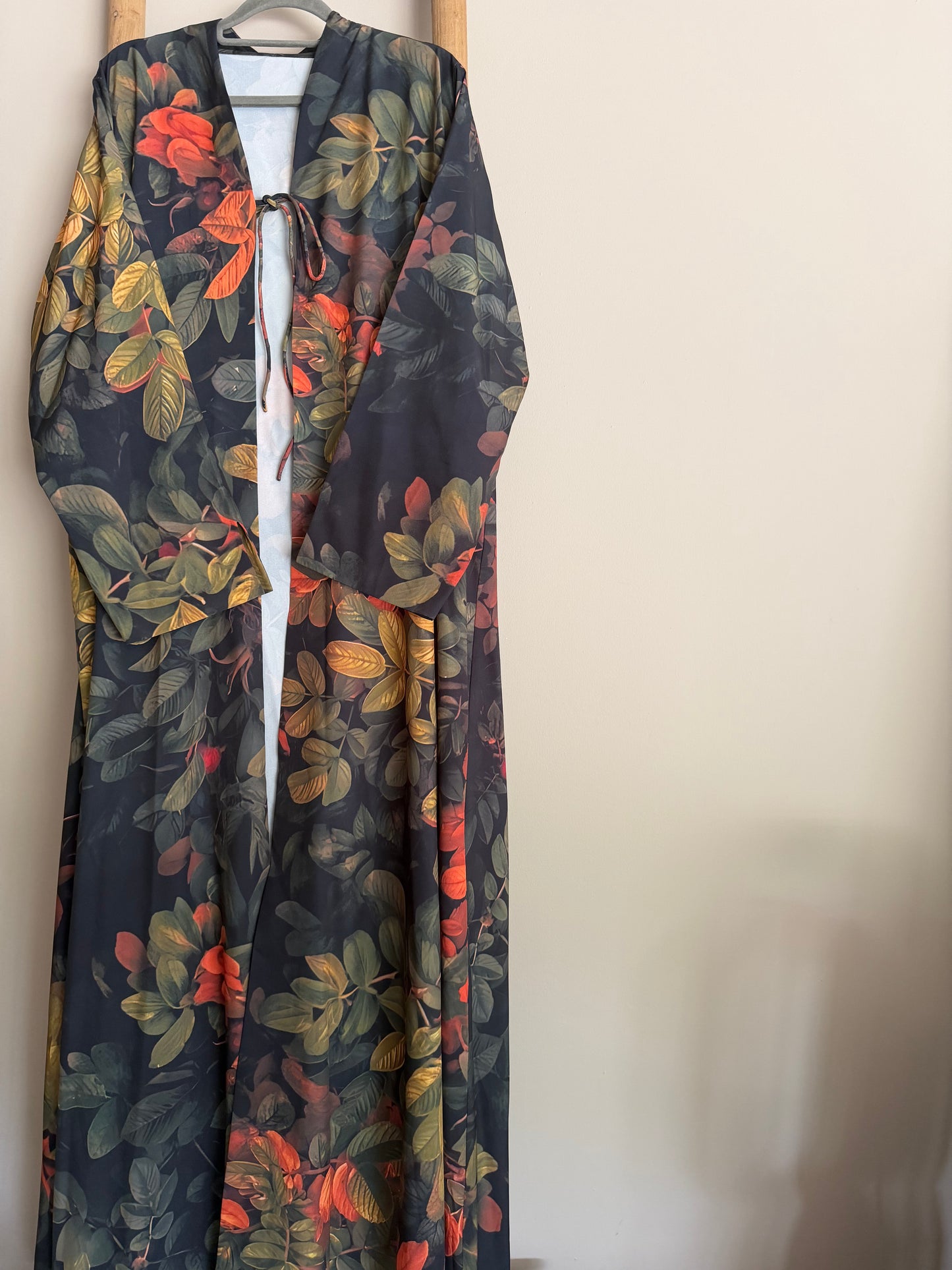 Floral abaya with matching hijab incl