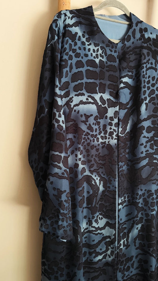 Printed abaya