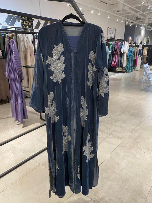 Velvet lace abaya (scarf incl)